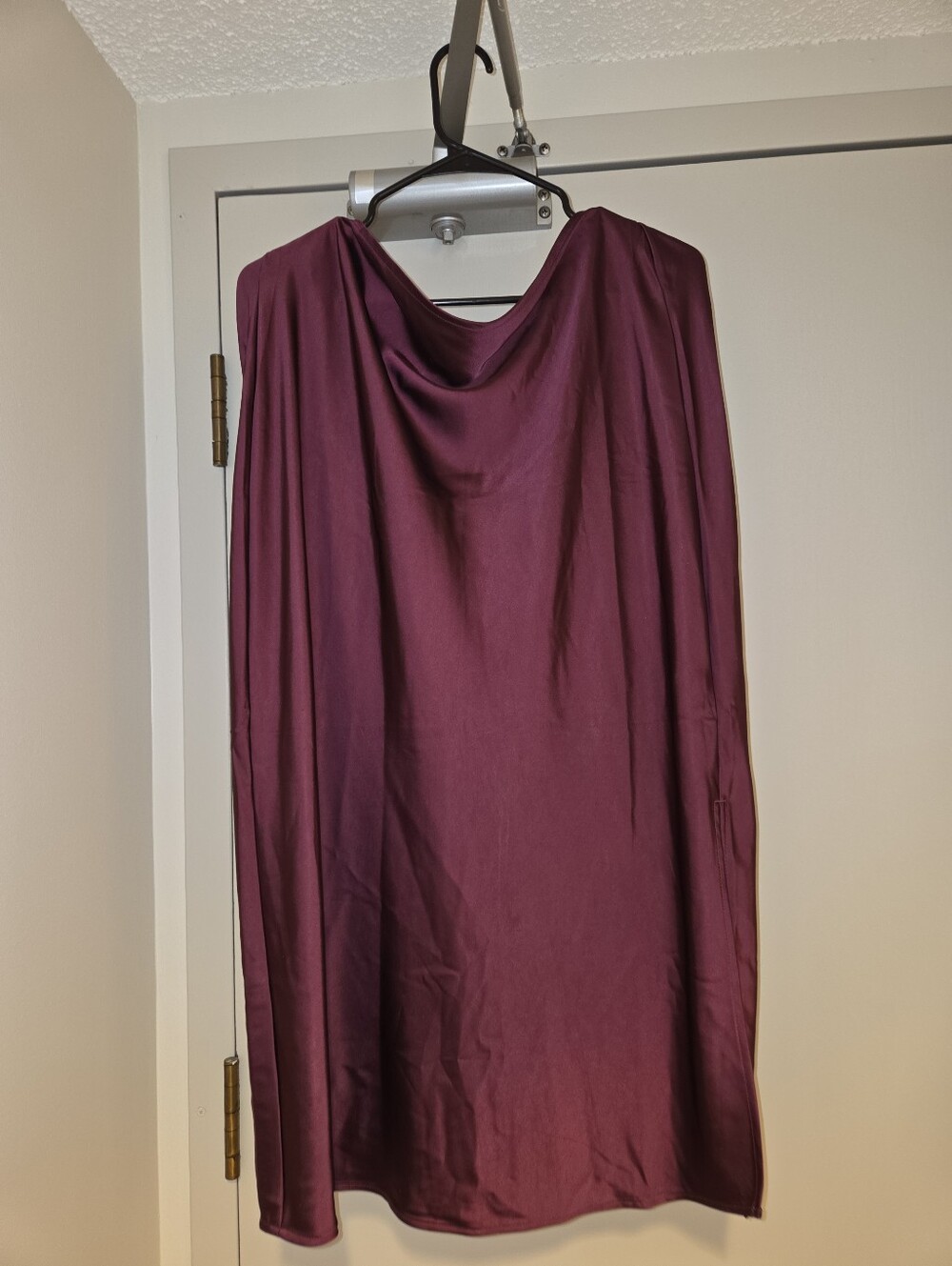 BNWT Burgundy Satin Maxi Skirt Sz XL Old NAVY